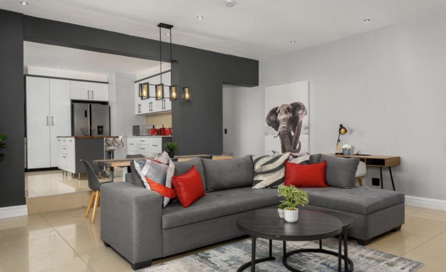 2 Bedroom Property for Sale in Sea Point Western Cape